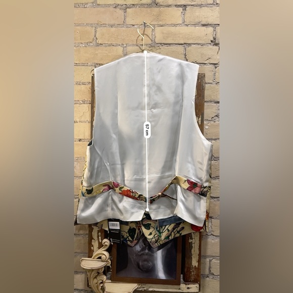 S*O*L*D Gucci V Neck Floral and Snake Print Waistcoat - Picture 10 of 13